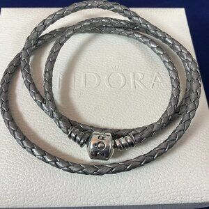 NWOT Pandora Sterling Silver Triple Leather Bracelet 20.7"/52.5cm in Silver Grey